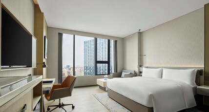 DoubleTree by Hilton Chengdu Riverside Room Type - KING DLX ROOM HIGH FLOOR