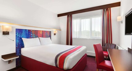 Ramada by Wyndham Milton Keynes Room Type - 1 Double Bed Room