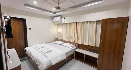 Newly Renovated Hotel Sai Ganesh Shirdi Room Type - Deluxe Room Newly Renovated Hotel Sai Ganesh Shirdi Room Type - Deluxe Room