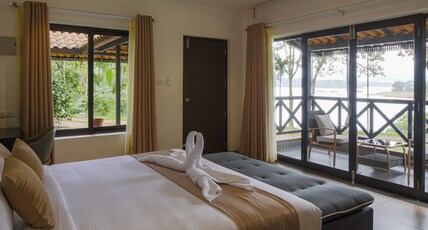 The Serenity Resort Room Type - Lake View Premium Room AC