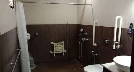 Hotel Nakshatra Regency Koppam Room Type - Premium Room