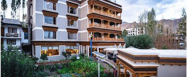 HOTEL PADMA