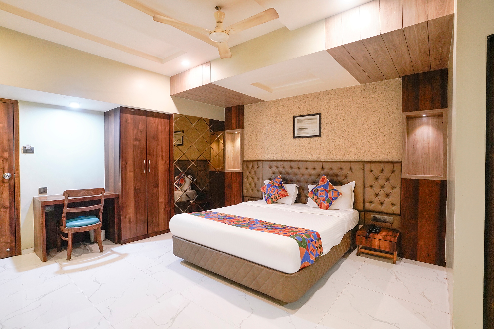 FabHotel Prasad International - Tap to explore photos