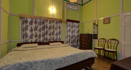 Aura Cottage Room Type - The Fern Room