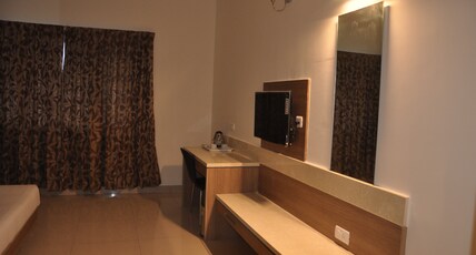 Hotel Rathna Residency Room Type - Standard