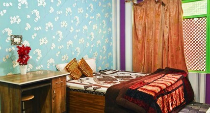 Luminaire De Homestay Room Type - Deluxe Double Room with Shared Kitchen