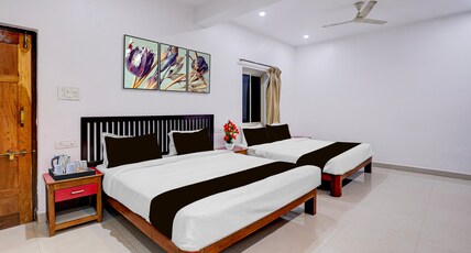 Hotel O Baga Beachview Goa Formerly Ravai Guest House Room Type - FAMILY ROOMS WITH TWIN KING BED