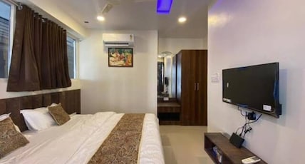 Rose Palace Room Type - Deluxe Room