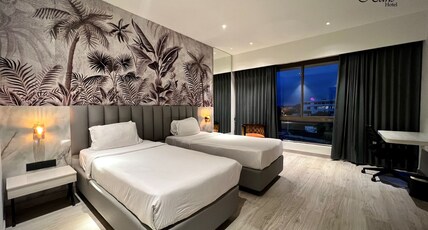 The Hans Hotel Room Type - Premium AC Room