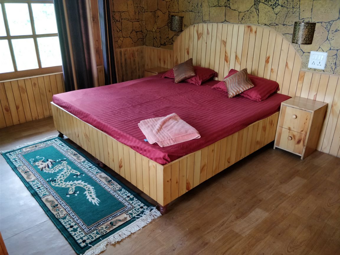 GoAdventure Guest House - Tap to explore photos