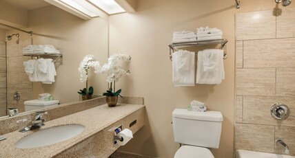 Best Western Escondido Hotel Room Type - 2 Queen Beds, Non-Smoking, Wireless High-Speed Internet Access, Microwave And Refrigerator, Coffee M Best Western Escondido Hotel Room Type - 2 Queen Beds, Non-Smoking, Wireless High-Speed Internet Access, Microwave And Refrigerator, Coffee M