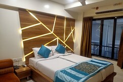 Hotel Citizen - Near Surat Railway Station