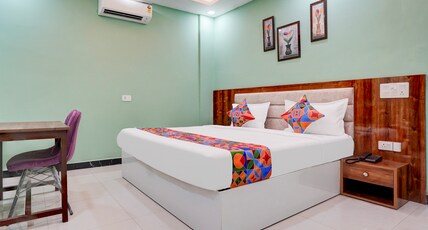 FabHotel Sky - Nr. Sapphire 83 Mall, Manesar Room Type - Deluxe Room