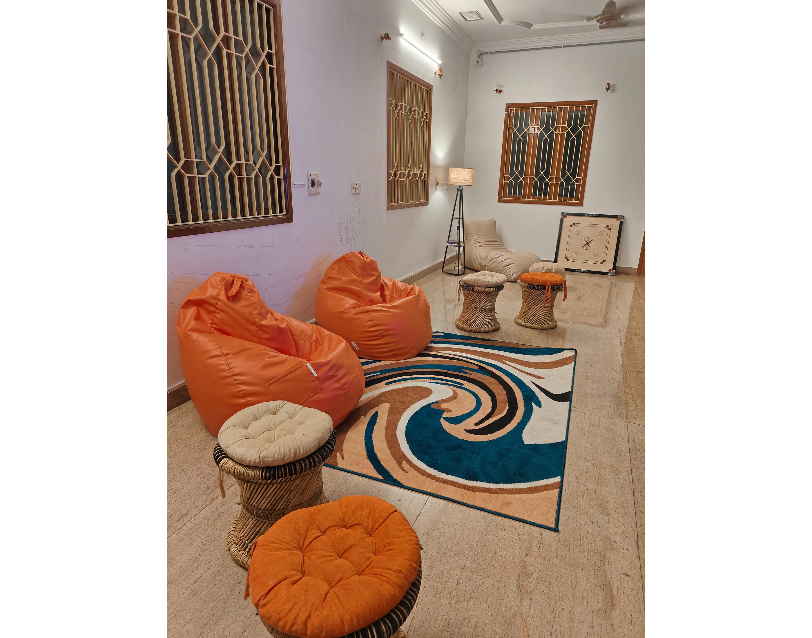 Unpack Hostel Pondicherry - Tap to explore photos