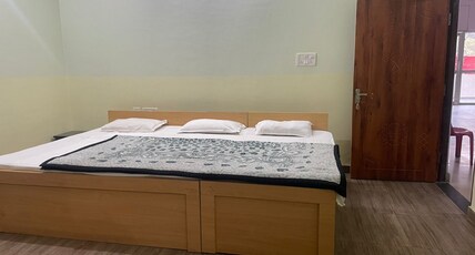 Jayati Palace Room Type - Deluxe Room