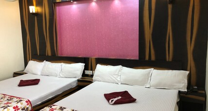 BALAKA LODGE Room Type - 6 BED FAMILY ROOM AC