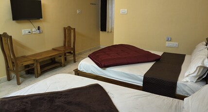Kodai cloud Homestay Room Type - Deluxe family suite room 2 Kodai cloud Homestay Room Type - Deluxe family suite room 2