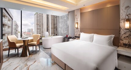 Samala Hotel Bangkok Room Type - SAMALA JACUZZI KING BED