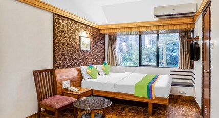 Treebo Sahara Shivaji Nagar Room Type - Standard Room