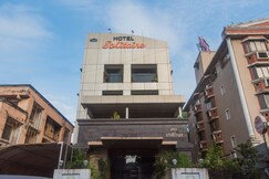 Address of Hotel O Solitaire