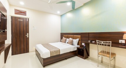 HOTEL BKC ANNEX Room Type - Delux Room