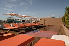 Lumen Hotel & The Lisbon Light Show