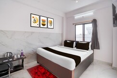 Hotel O Diamond Tree