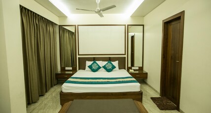 Hotel Surya Room Type - Suite Room