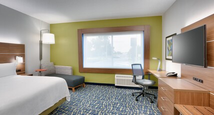 Holiday Inn Express & Suites Gainesville I-75 Room Type - 1 King Standard Mobil Access Tub