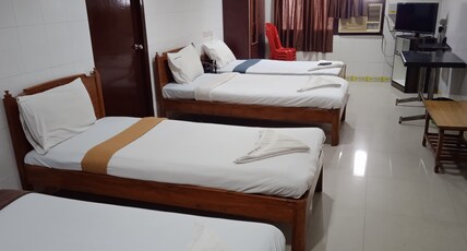 Aasai Guest House Room Type - Four Bedded AC Room