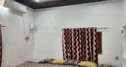 Samridhi Homestay | Tulsi Ghat Room Type - Family AC Room with Attach Washroom