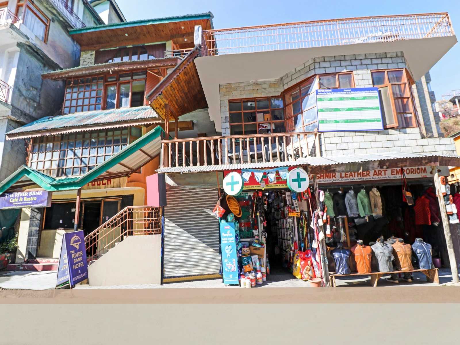 Hotel O River Bank - Tap to explore photos