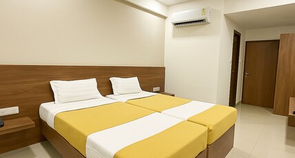 Stay Guru Hari Om Residency Room Type - Superior Deluxe Room