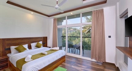 Velvet Revive Munnar Room Type - Classic Room with Balcony