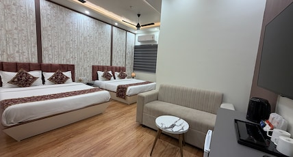 AANCHAL PALACE HOTEL Room Type - Family Royal Suite Room AANCHAL PALACE HOTEL Room Type - Family Royal Suite Room