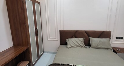 Hotel  Shreyanvi Room Type - Room 108