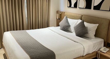 7 Hills Executive stay Room Type - Standard room 