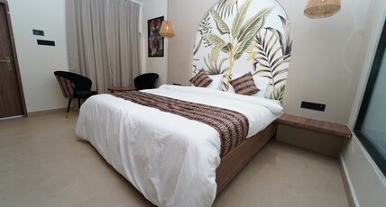 Bharti Forest Retreat, Room Type - Super Deluxe AC Room