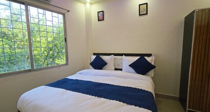 LAXMI RAJ AWASIYE HOTEL Room Type - Luxury room with free cancellation