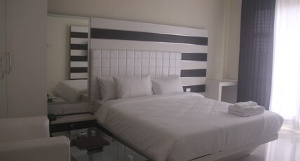 Ambalika Hotel Room Type - super deluxe
