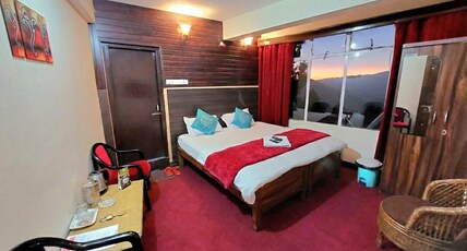 Crown Ville Guest House Room Type - Double Room with kanchanjunga Mountain View ( 2 Adults Only)