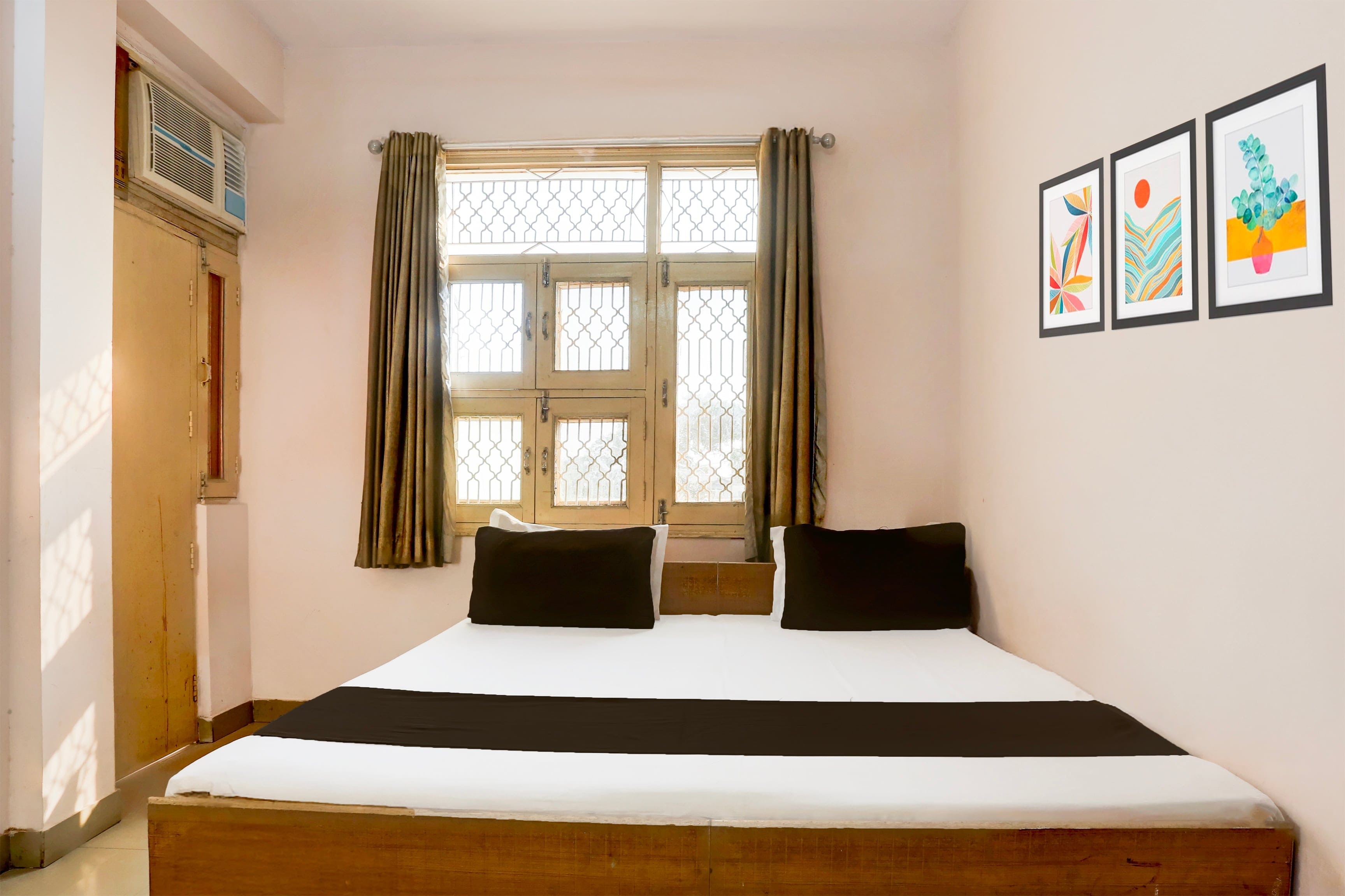 Hotel O Gautam Sardar Guest House INN - Tap to explore photos
