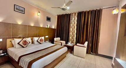 Hotel Asian Plaza Dharamshala Room Type - Super Deluxe