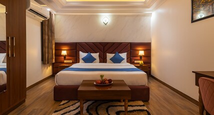 Sarla Hotel Inn Room Type - Executive Room With Bathtub
