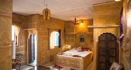 Blue House Room Type - Jhankar Temple Suite