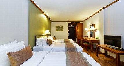 Arawana Regency Park Sukhumvit Room Type - Triple Room