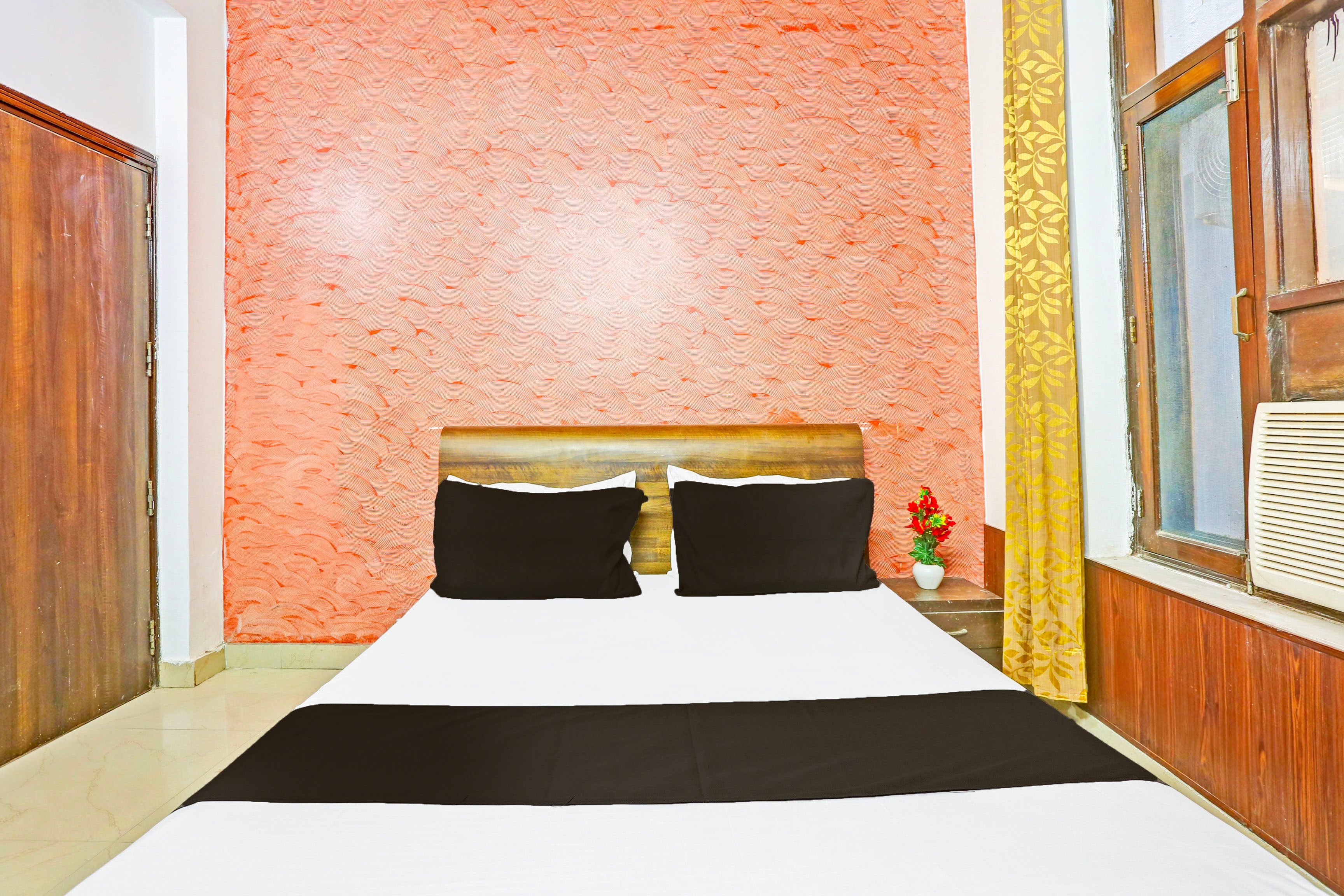 Hotel O Paradise Residency - Tap to explore photos