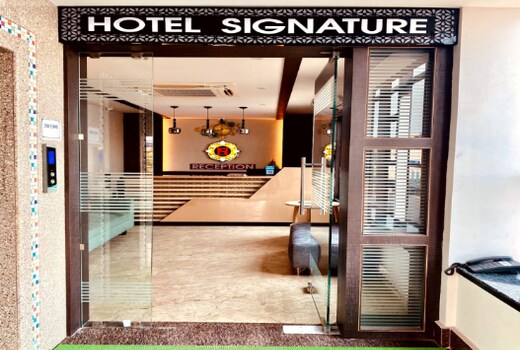 Hotel Signature