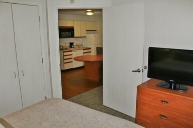 Candlewood Suites SYRACUSE-AIRPORT - Tap to explore photos
