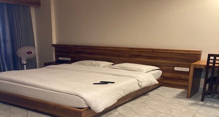 Hotel Royal King Inn Room Type - Deluxe